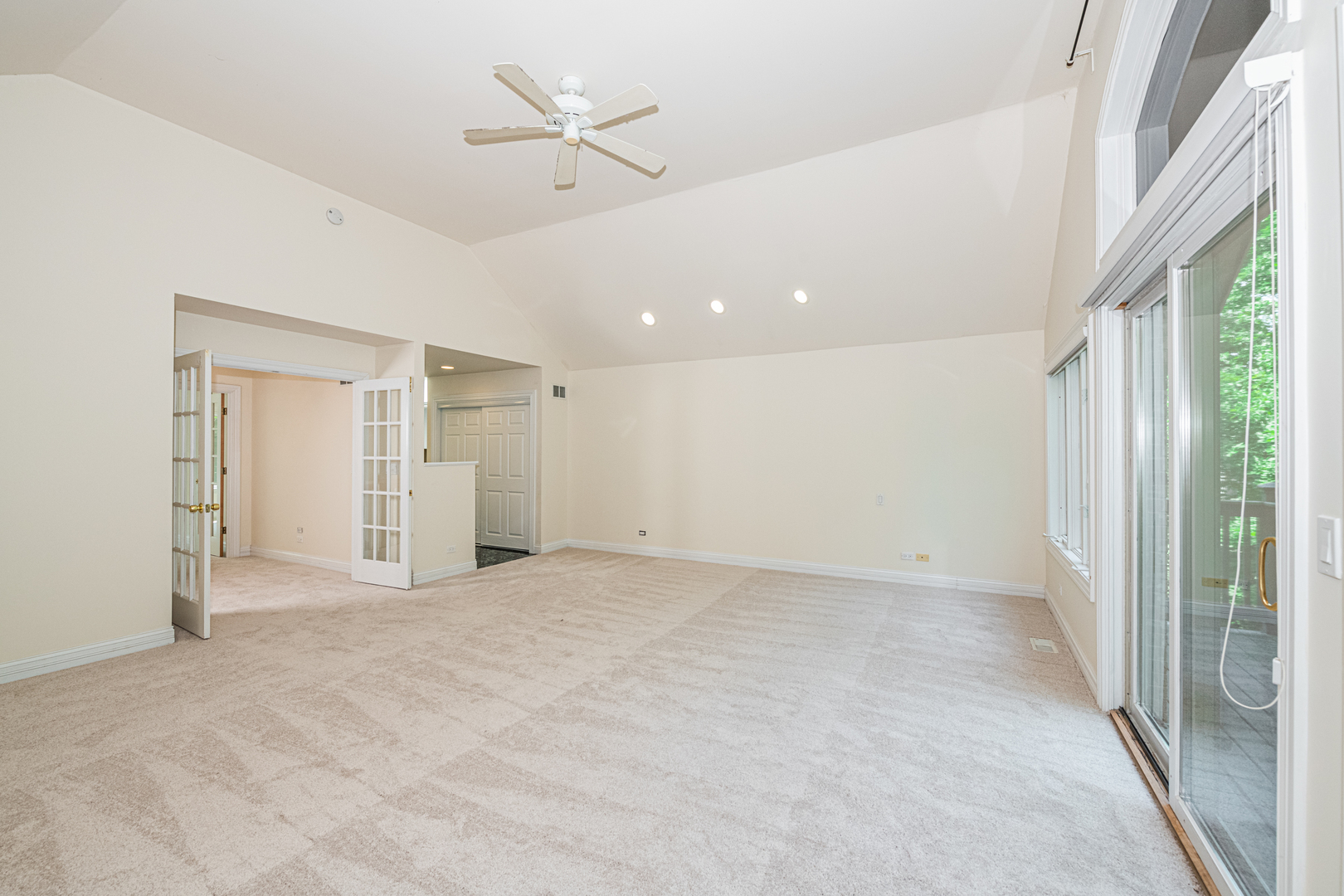 1071 Bonner Road Wauconda, IL 60084 - Photo 30 of 61 a view of an empty room with a window