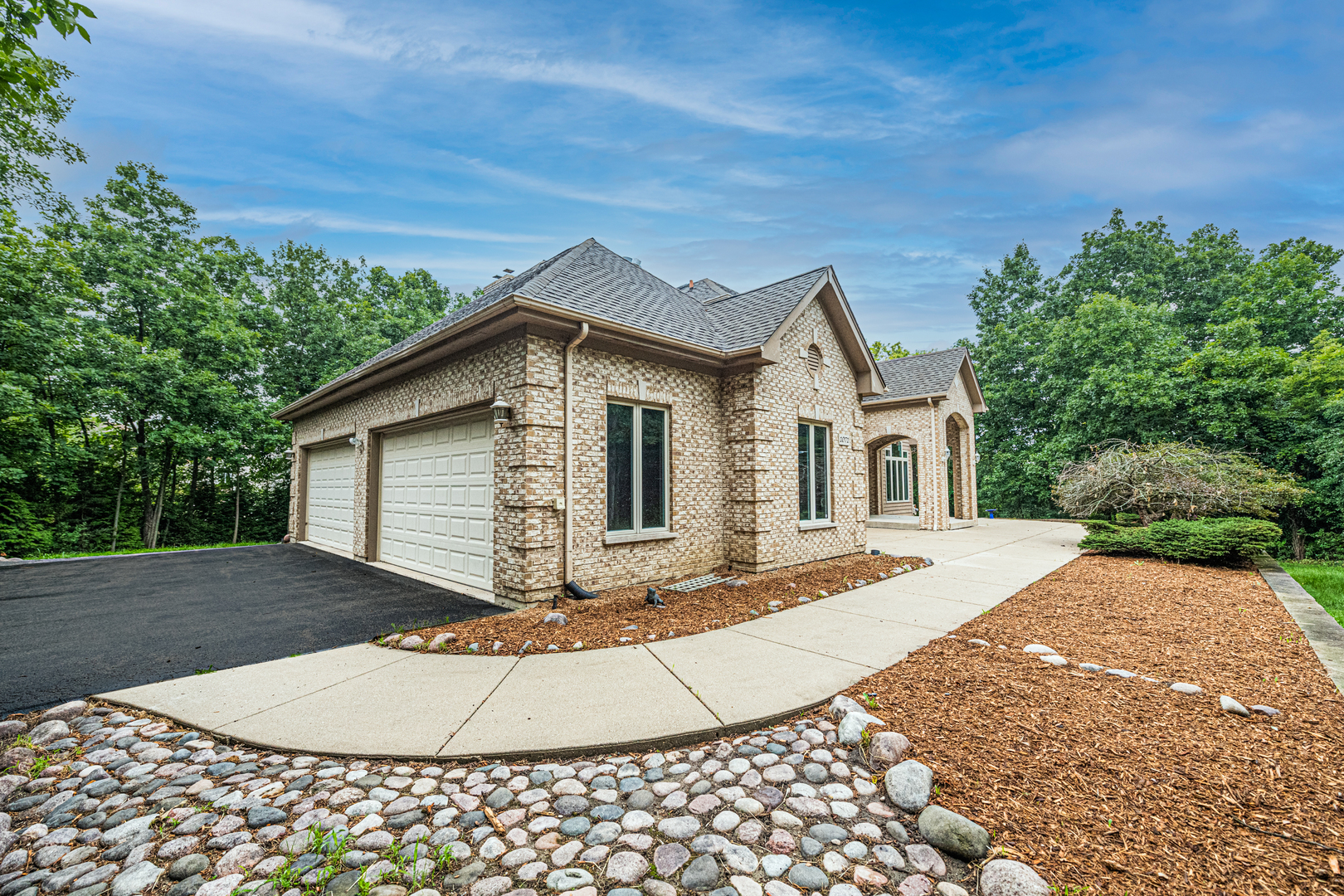 1071 Bonner Road Wauconda, IL 60084 - Photo 4 of 61 a view of a house with a yard