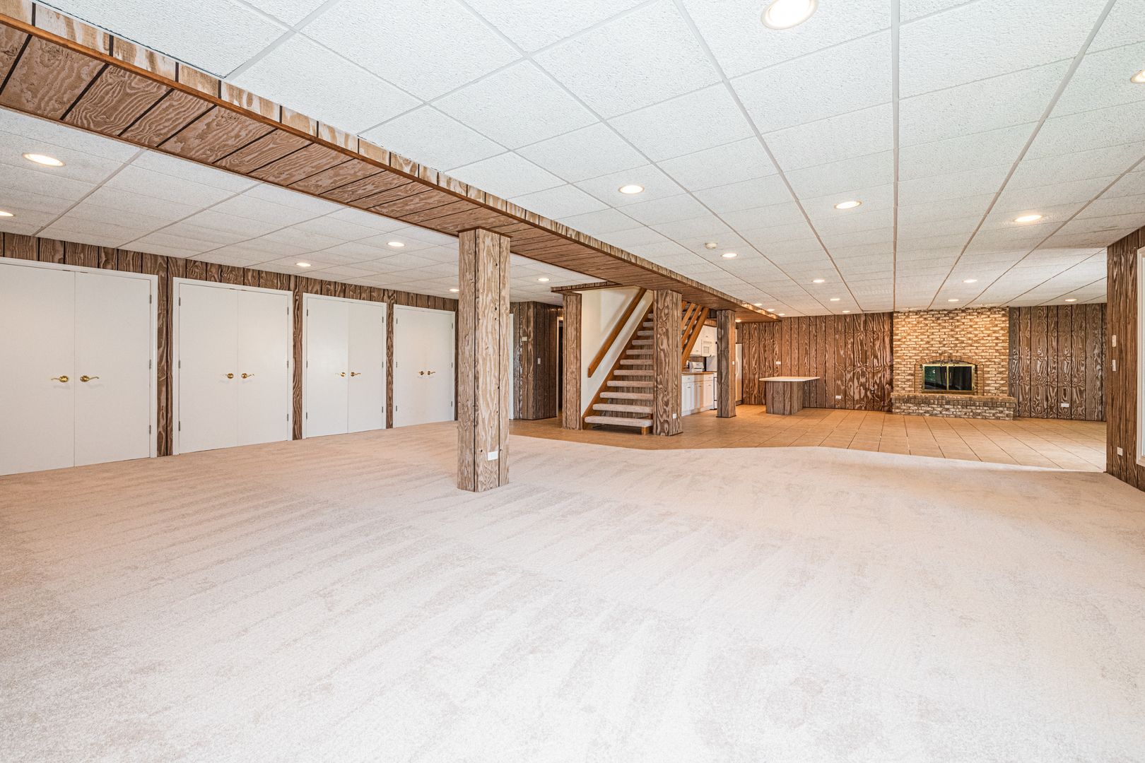 1071 Bonner Road Wauconda, IL 60084 - Photo 40 of 61 a view of an empty room