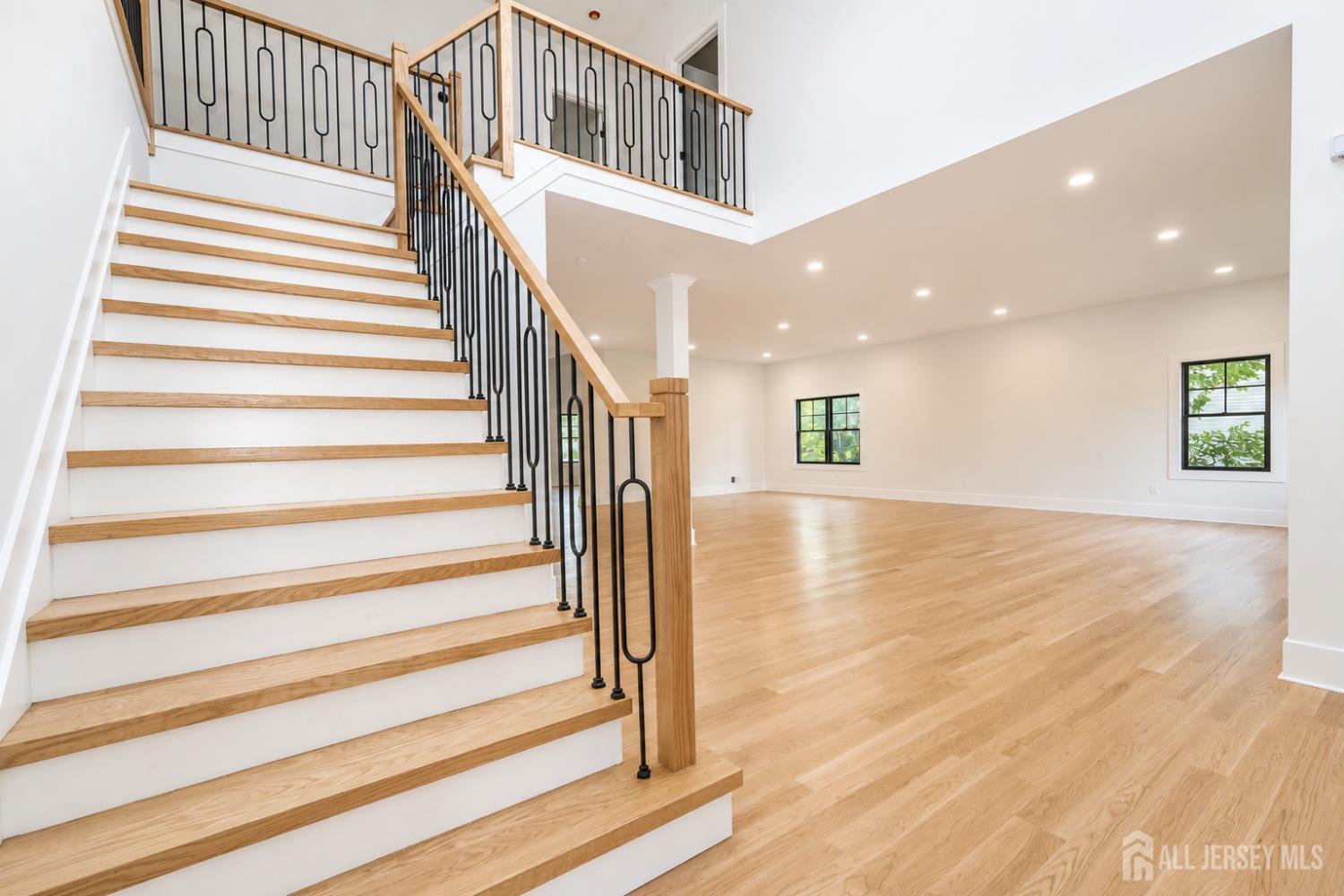 1684 Frank Street Edison, NJ 08820 - Photo 6 of 41