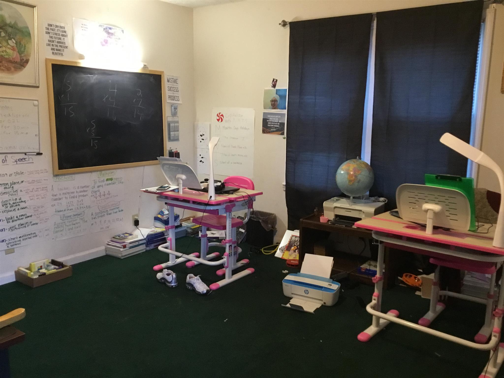 1809 South Hamilton Road Nashville, TN 37218 - Photo 4 of 15 a living room with furniture and a flat screen tv