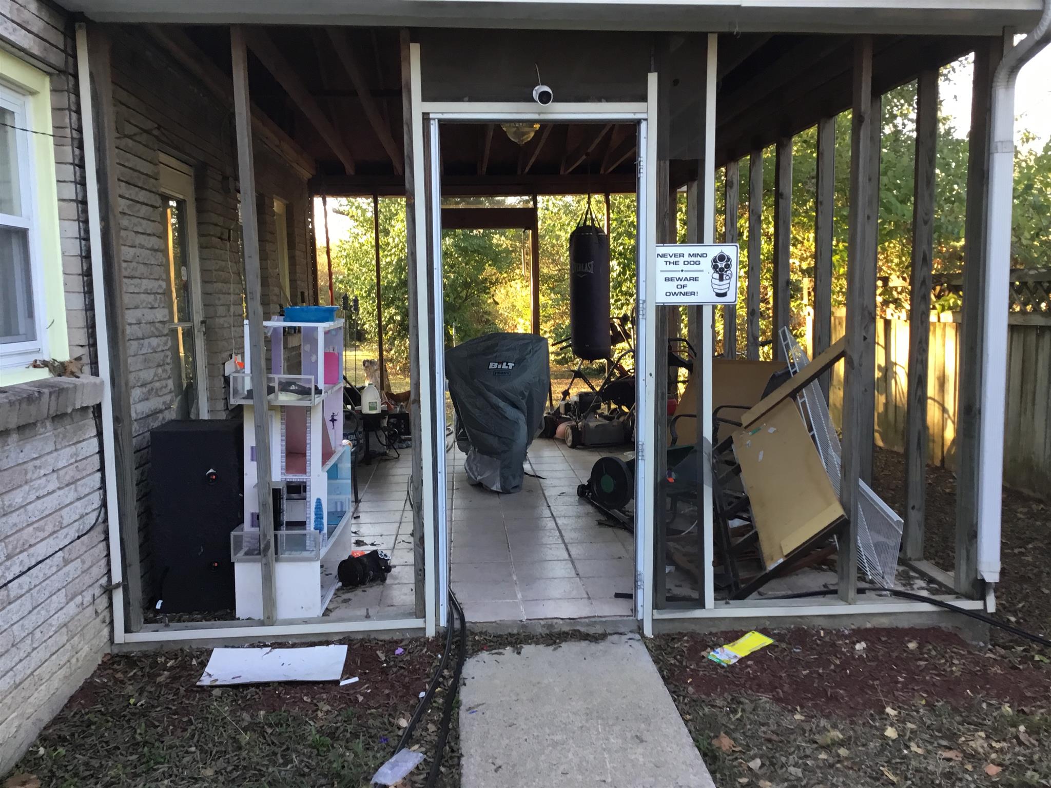 1809 South Hamilton Road Nashville, TN 37218 - Photo 9 of 15 a view of a room with gym equipment