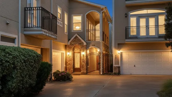 $3,250 | 305 Reinerman Street, Houston, TX 77007