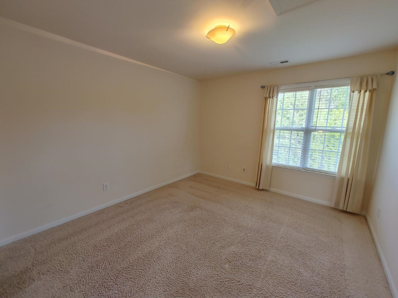 2021 Roland Glen Road Cary, NC 27519 - Photo 23 of 38 Photo 23