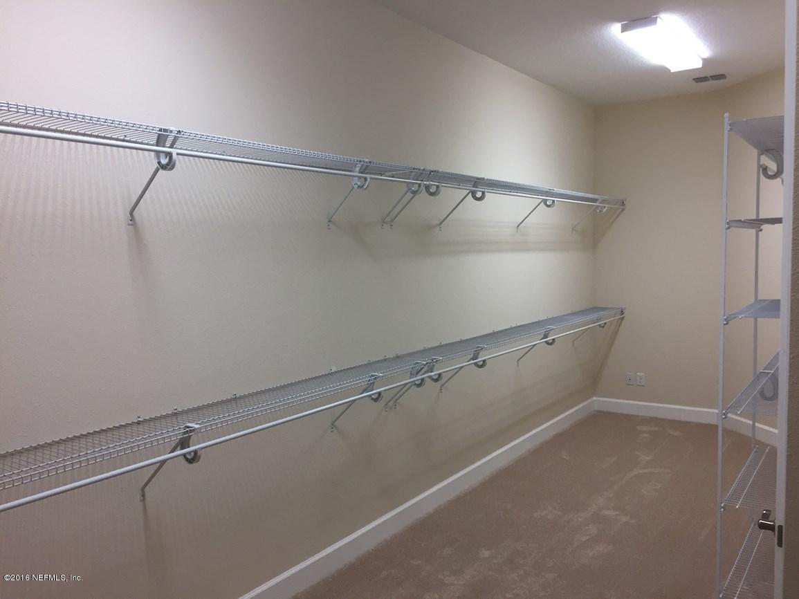 2555 Riley Oaks Trail Jacksonville, FL 32223 - Photo 20 of 24 Master Closet