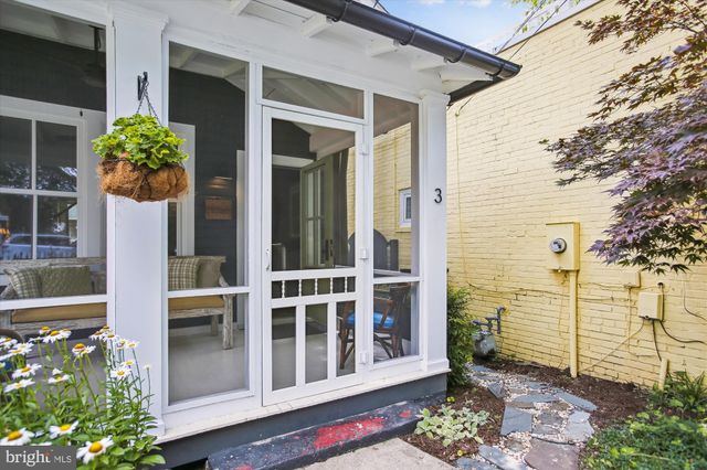 $750,000 | 3 West Mt Ida Avenue, Alexandria, VA 22305