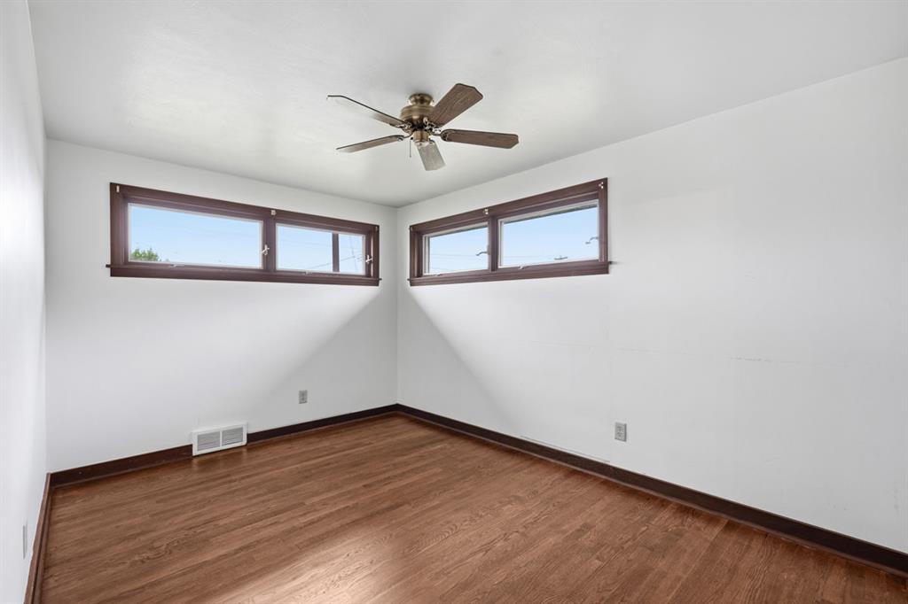 2913 Conway Wallrose Road Baden, PA 15005 - Photo 22 of 46