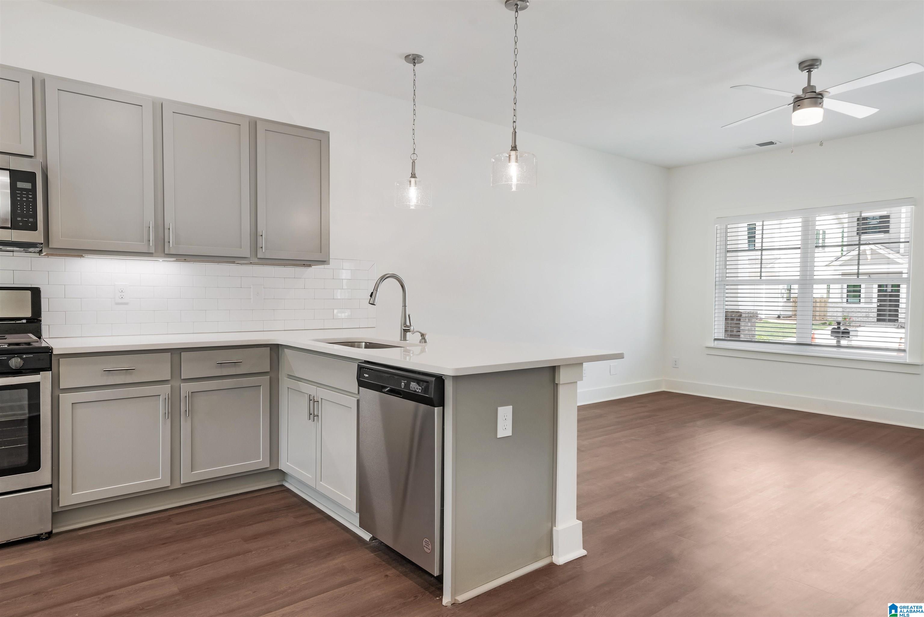 232 Huntley Place Pelham, AL 35124 - Photo 8 of 26