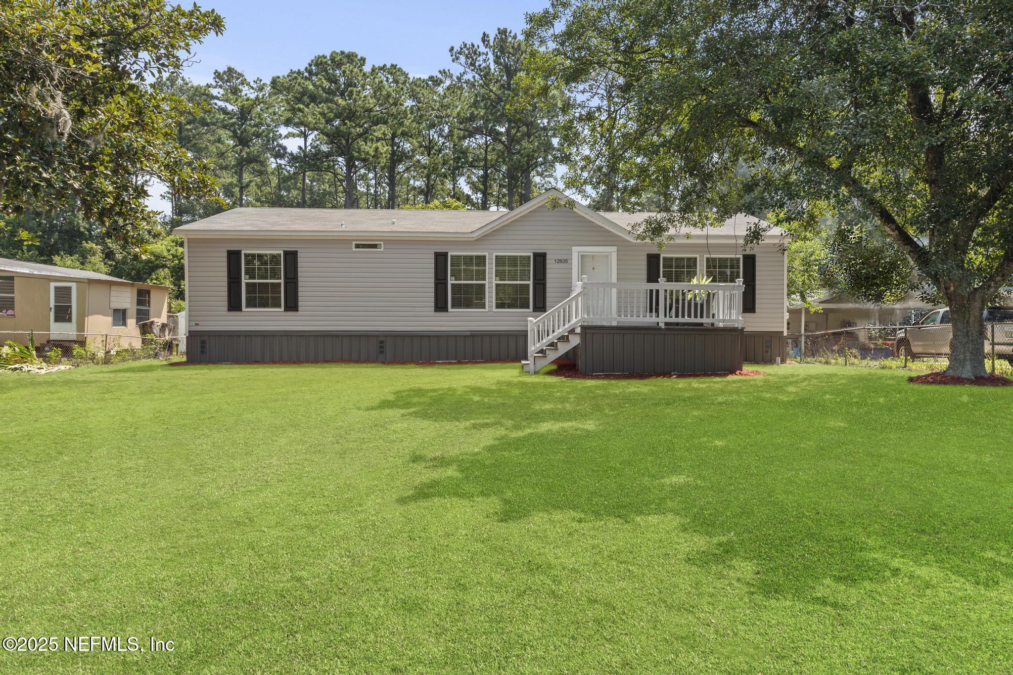 12835 Duval Lake Road East Jacksonville, FL 32218 - Photo 3 of 24 3