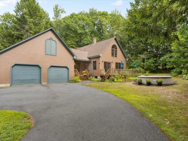 $350,000 | 99 Tapley Farm Road, Newburgh, ME 04444
