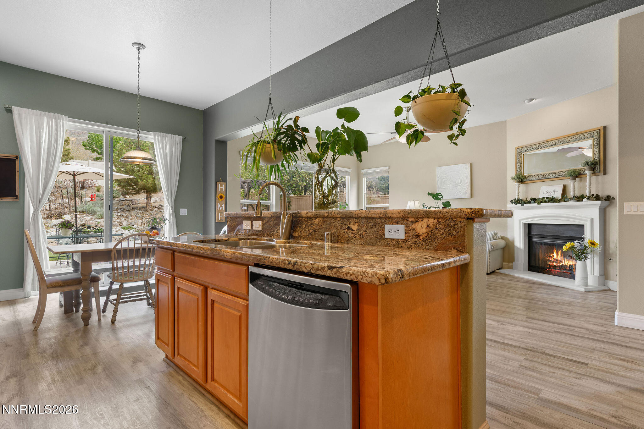 10770 Summer Glen Drive Reno, NV 89521 - Photo 26 of 57 10770SummerGlen(26of55)