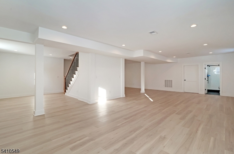 560 Allentown Road Parsippany, NJ 07054 - Photo 30 of 35