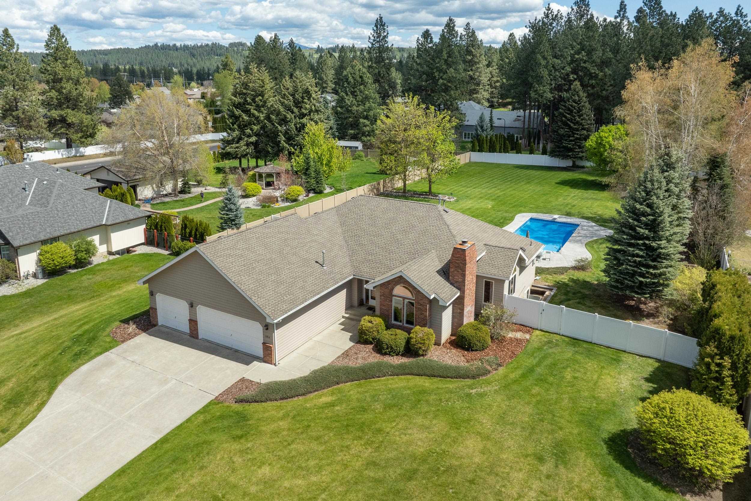 15816 North Fairview Road Mead, WA 99021 - Photo 1 of 50