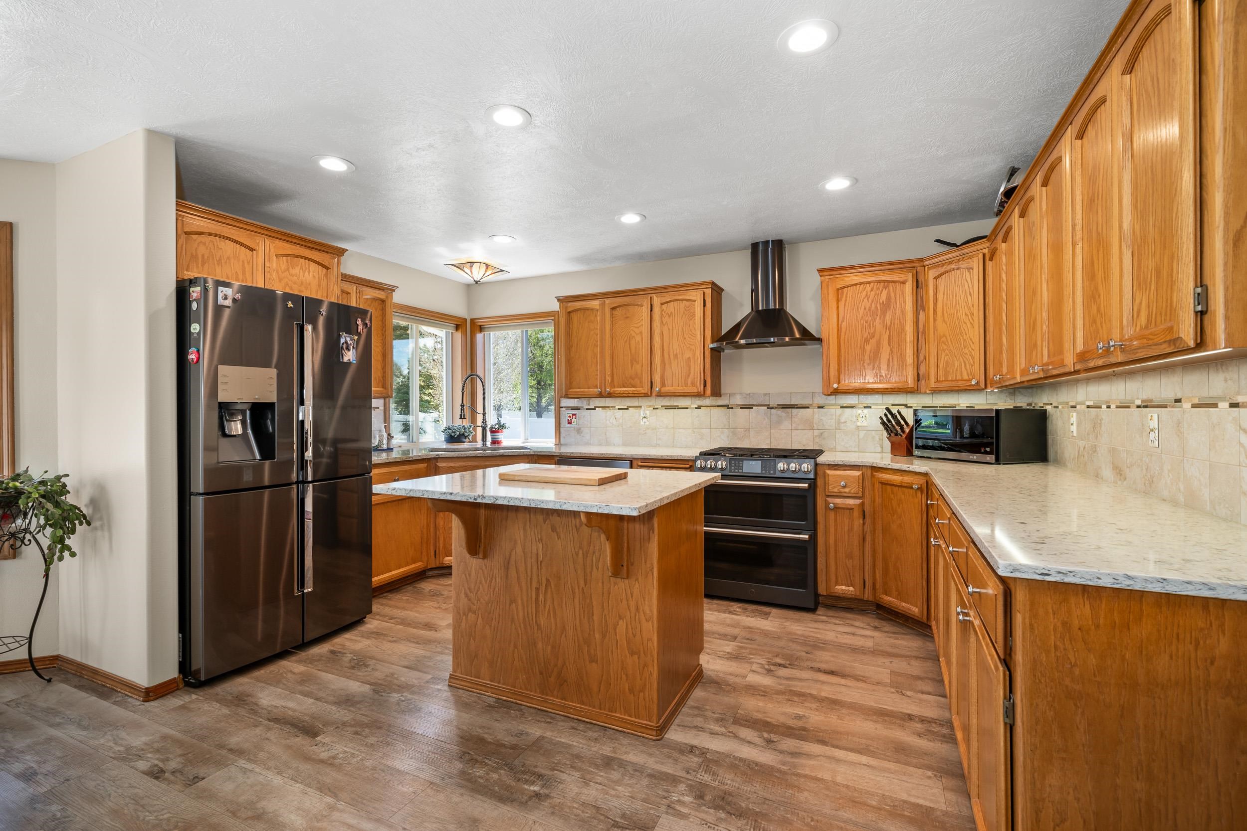 15816 North Fairview Road Mead, WA 99021 - Photo 14 of 50