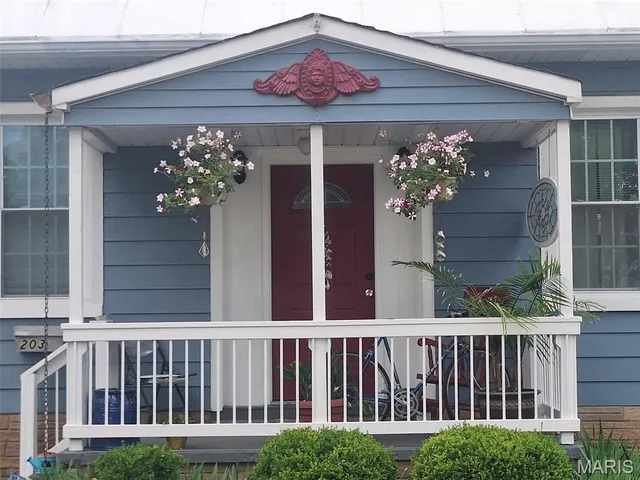 $187,000 | 203 South Metter Avenue, Columbia, IL 62236