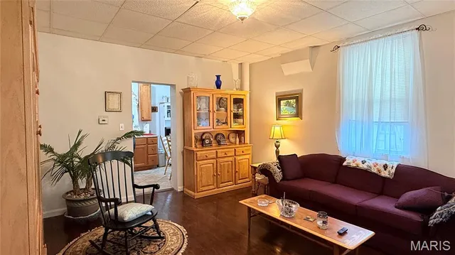 $187,000 | 203 South Metter Avenue, Columbia, IL 62236