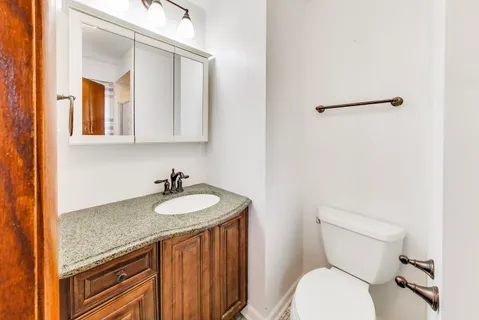 $324,900 | 4255 149th Street, Midlothian, IL 60445