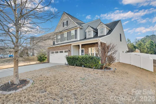 $425,000 | 2527 Courtland Drive, Clover, SC 29710