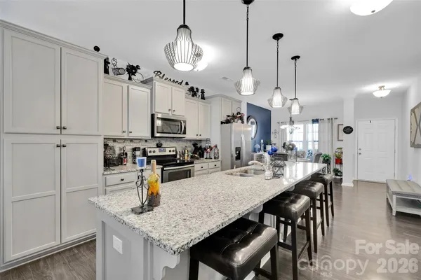 $425,000 | 2527 Courtland Drive, Clover, SC 29710