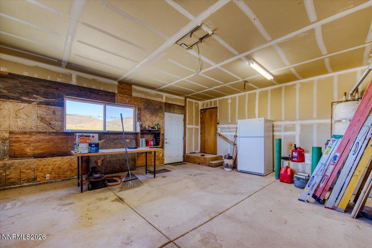 555 Serenity Place Reno, NV 89510 - Photo 34 of 67 Garage/Workshop