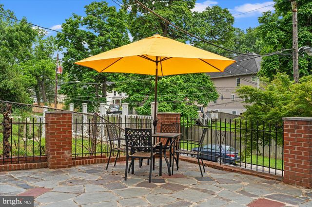 $607,000 | 11209 Valley View Avenue, Kensington, MD 20895