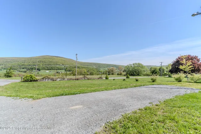 $649,900 | 1932 Newton Ransom Boulevard, Clarks Summit, PA 18411