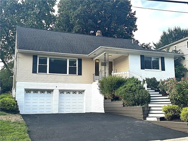 $309,900 | 1598 Kingsley Avenue, Akron, OH 44313