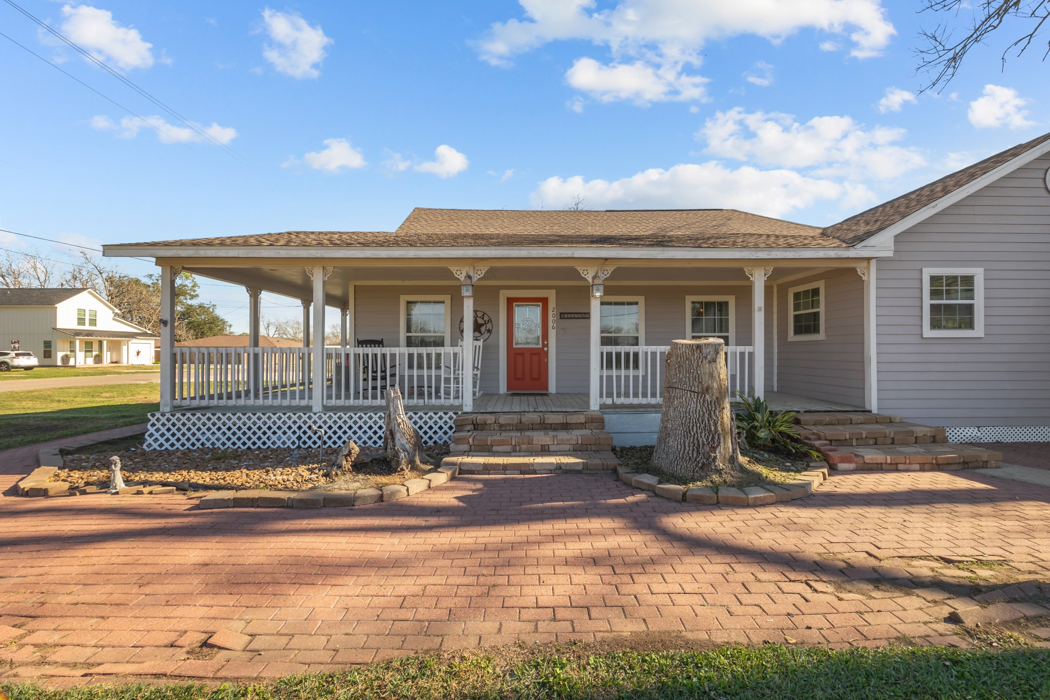 2006 Main Street Danbury, TX 77534 - Photo 6 of 30 a view of a house with backyard and porch