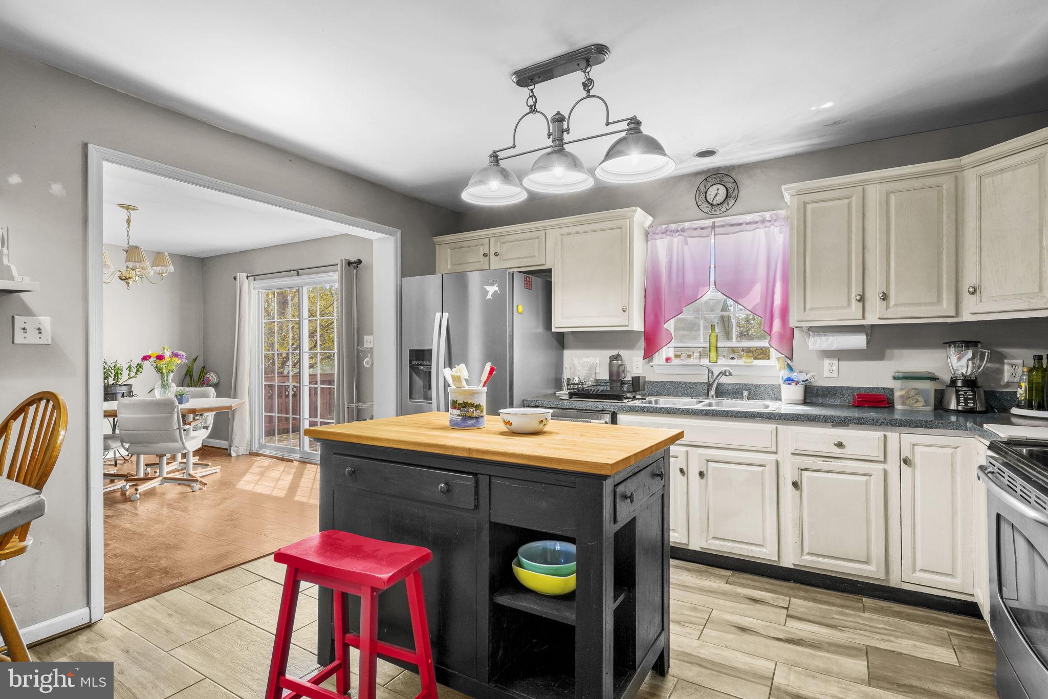 615 Mann Road Deale, MD 20751 - Photo 2 of 38 Kitchen