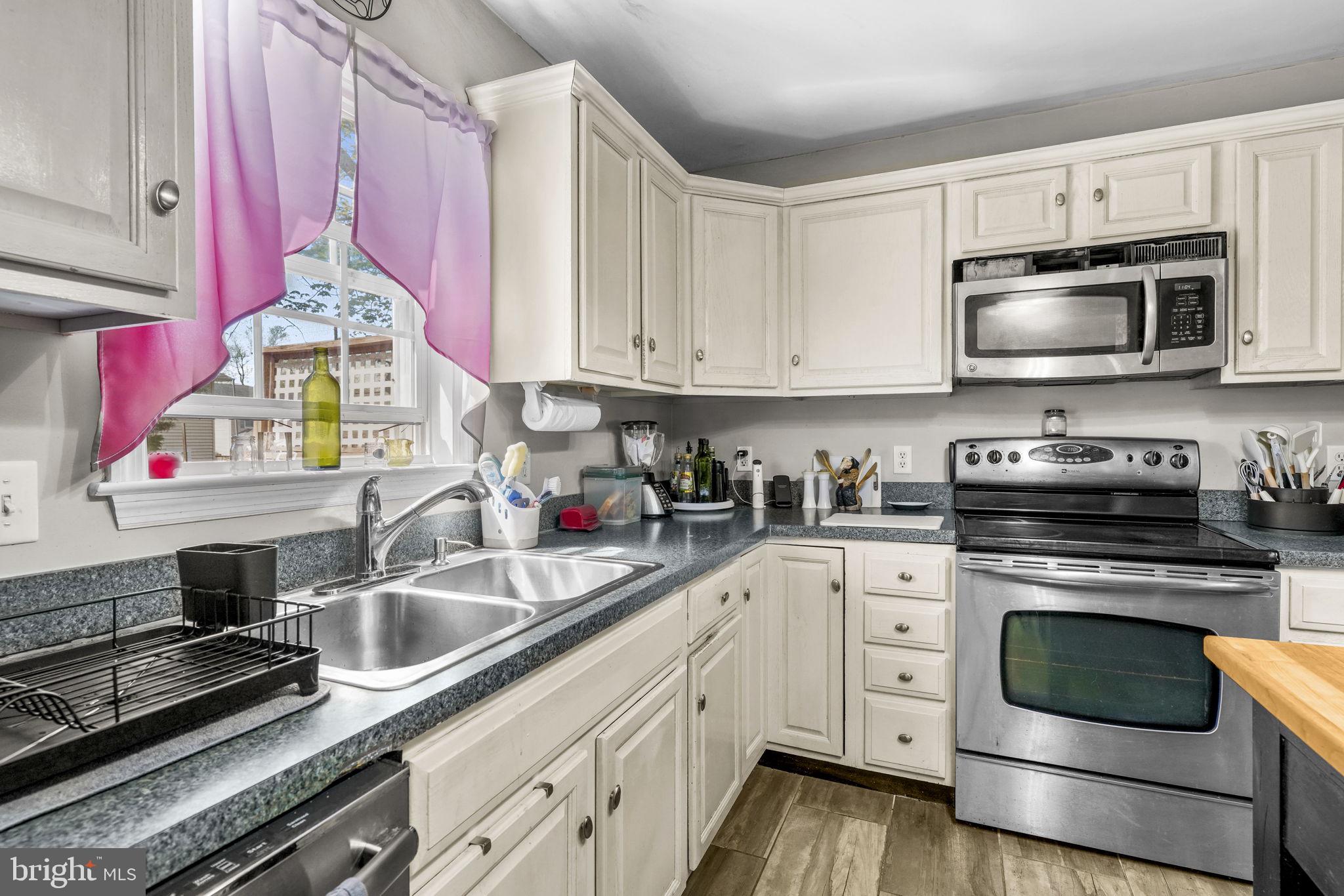 615 Mann Road Deale, MD 20751 - Photo 3 of 38 Kitchen