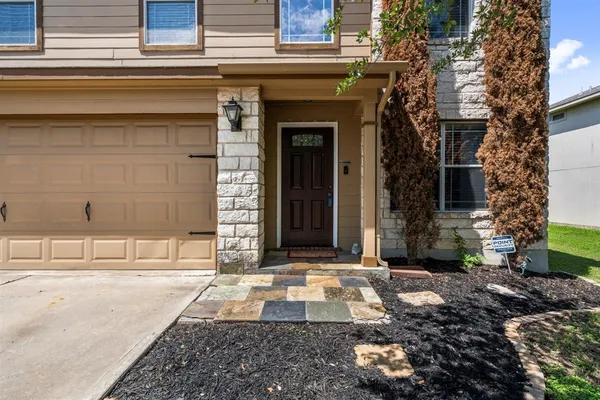 $1,950 | 220 Wegstrom Street, Hutto, TX 78634