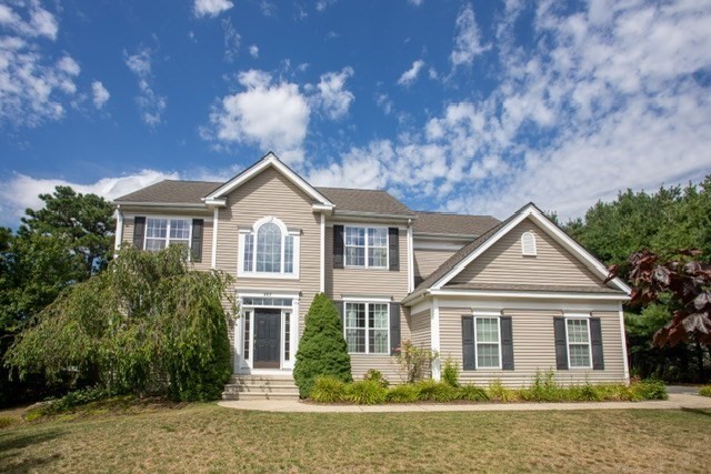402 Raymond Road Plymouth, MA 02360 - Photo 1 of 26 Gallery Image 1