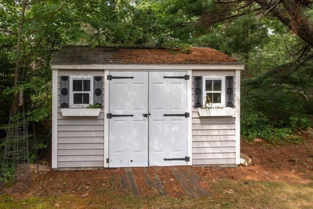402 Raymond Road Plymouth, MA 02360 - Photo 23 of 26 Gallery Image 23