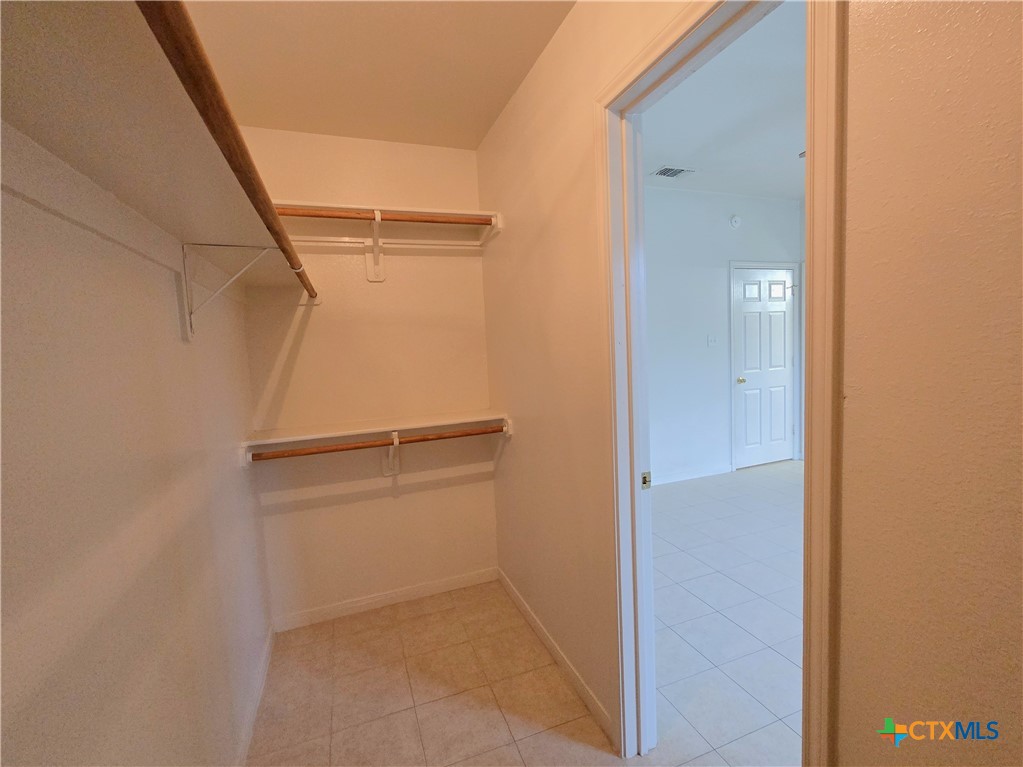 1411 Nicholas Circle, Unit B Killeen, TX 76542 - Photo 11 of 18