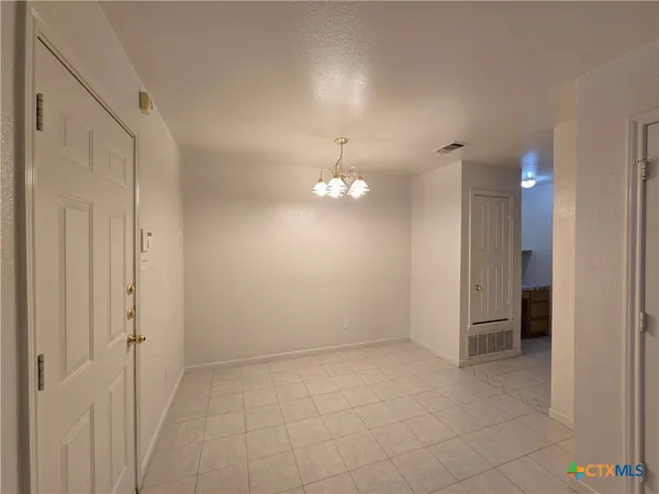 $1,200 | 1411 Nicholas Circle, Unit B, Killeen, TX 76542