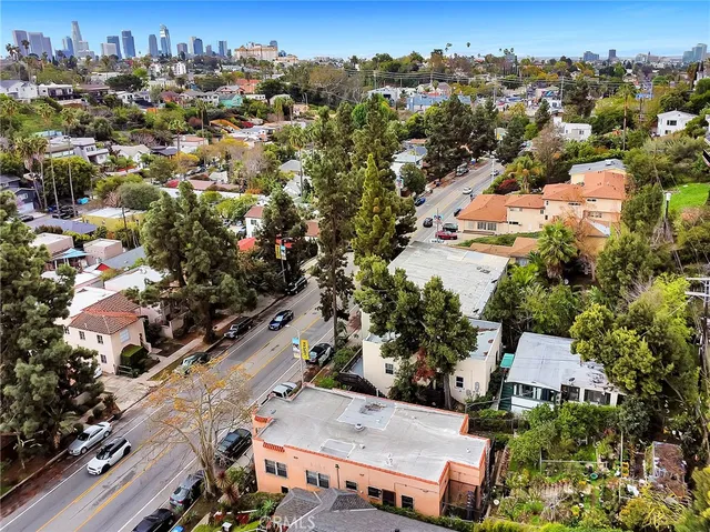 $1,240,000 | 1431 Silver Lake Boulevard, Silver Lake, CA 90026