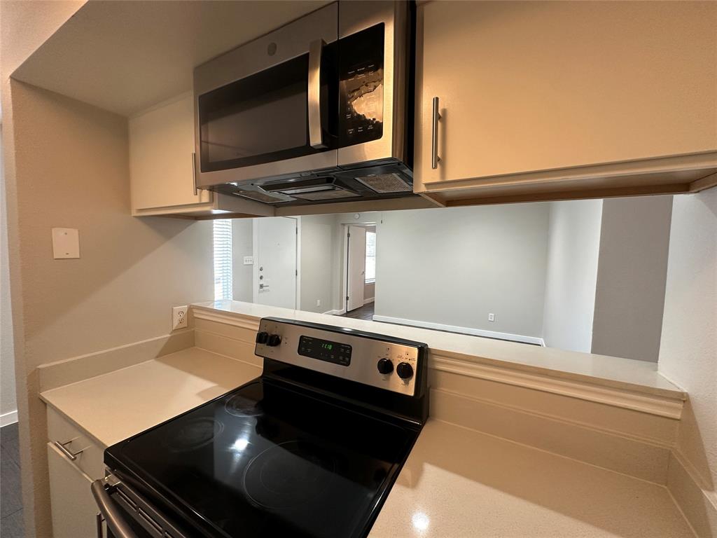 5408 Reiger Avenue, Unit 303 Dallas, TX 75214 - Photo 10 of 24