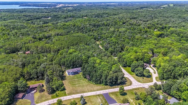 $440,000 | 30289 Shady Lane, Detroit Lakes, MN 56501