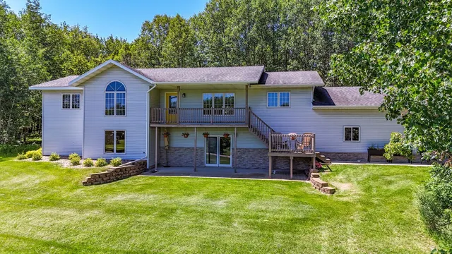 $440,000 | 30289 Shady Lane, Detroit Lakes, MN 56501