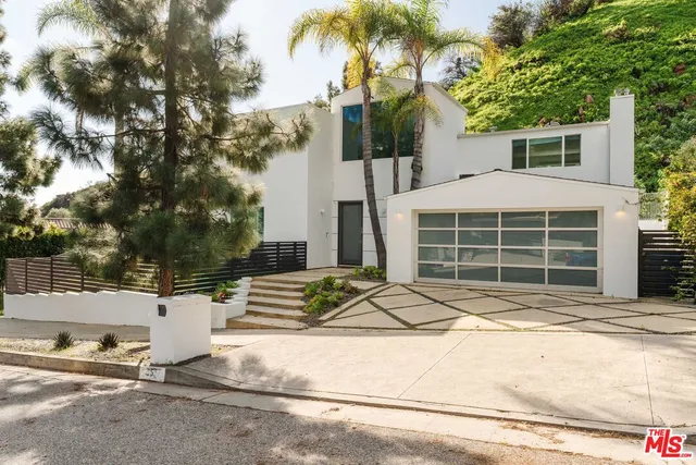 $3,165,000 | 1257 Bienveneda Avenue, Pacific Palisades, CA 90272