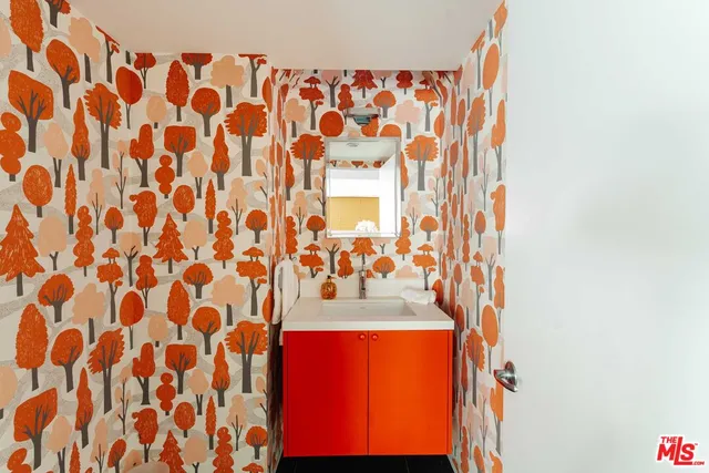 $3,165,000 | 1257 Bienveneda Avenue, Pacific Palisades, CA 90272