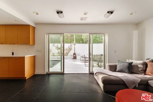 $3,165,000 | 1257 Bienveneda Avenue, Pacific Palisades, CA 90272