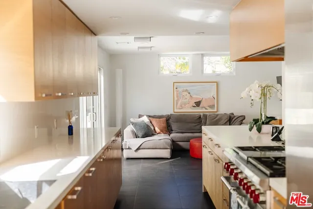 $3,165,000 | 1257 Bienveneda Avenue, Pacific Palisades, CA 90272