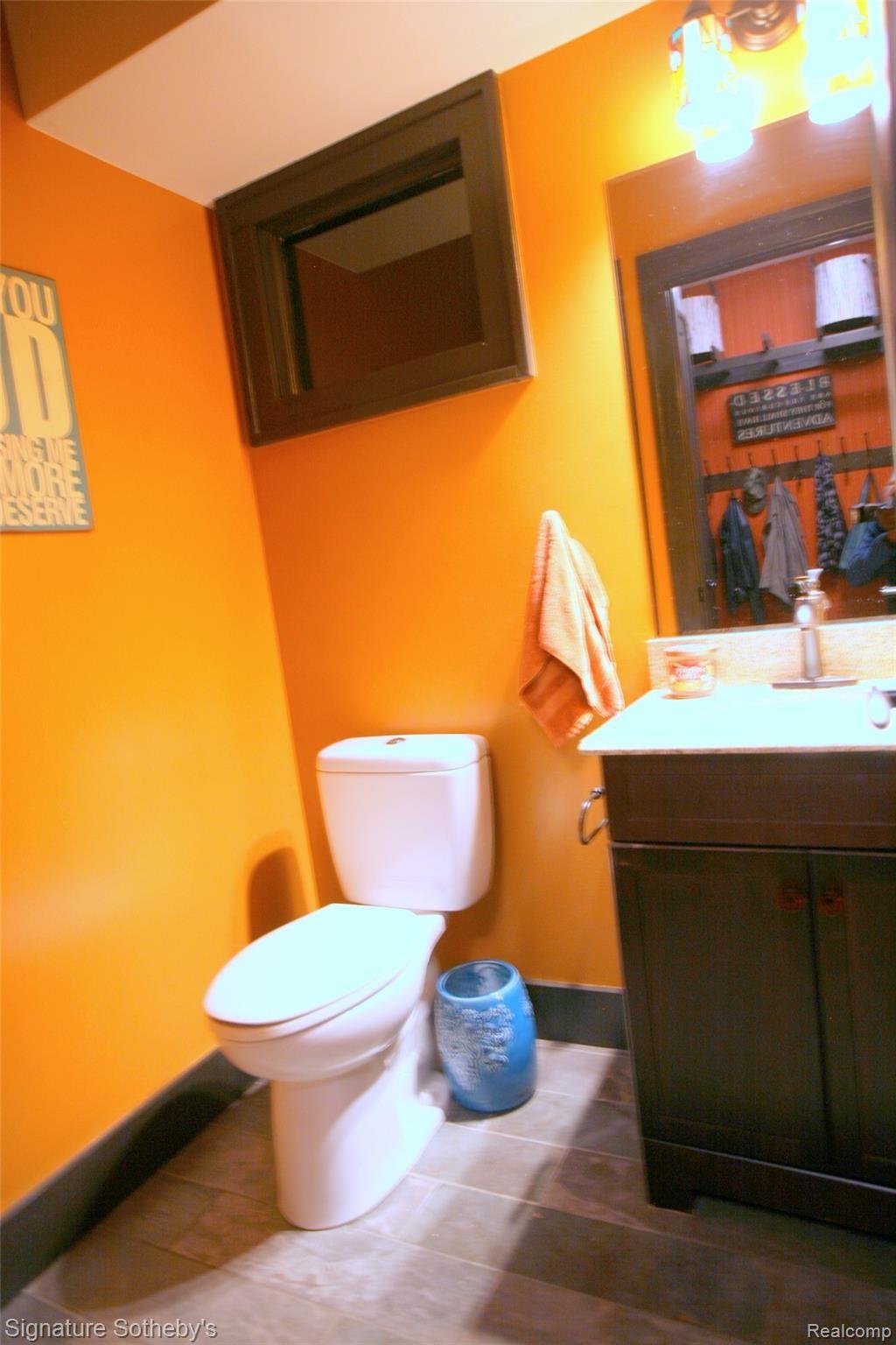 9100 Fox Hollow Road Clarkston, MI 48348 - Photo 41 of 52 Half Bath