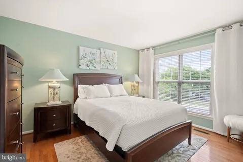 $990,000 | 18402 Lanier Island Square, Leesburg, VA 20176