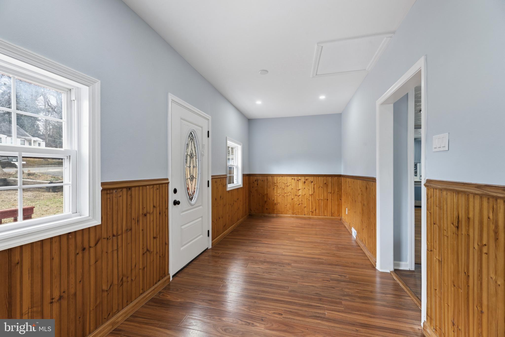 4104 Maple Road Suitland, MD 20746 - Photo 6 of 35