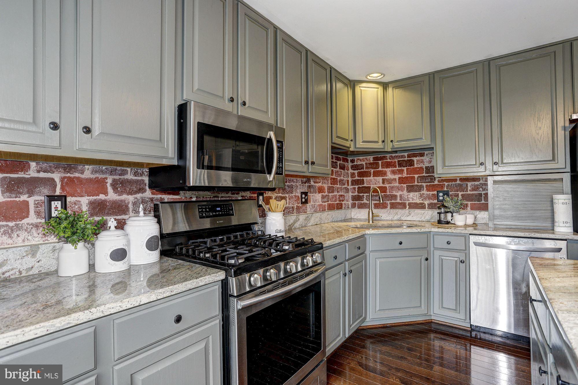 1760 Bennett Road Sykesville, MD 21784 - Photo 14 of 63 Eat-In Kitchen
