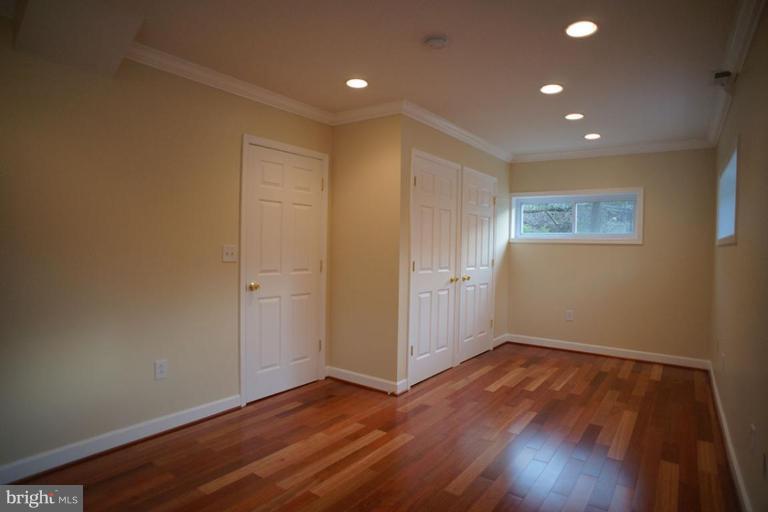 9723 Capitol View Avenue Silver Spring, MD 20910 - Photo 13 of 26 Bedroom 1