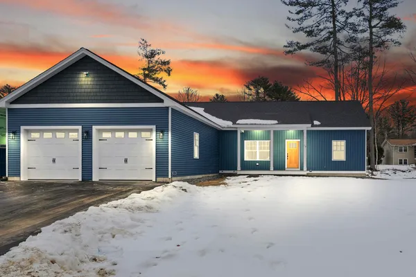 $779,000 | 19 Forest Glen Lane, Topsham, ME 04086
