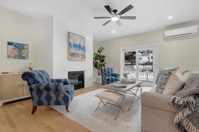 $795,000 | 19 Forest Glen Lane, Topsham, ME 04086